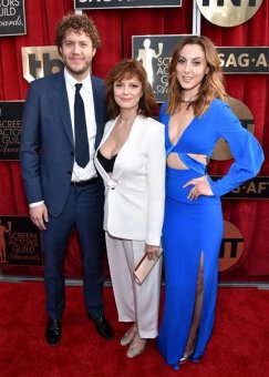 Image: 22nd Annual Screen Actors Guild Awards - Red Carpet
